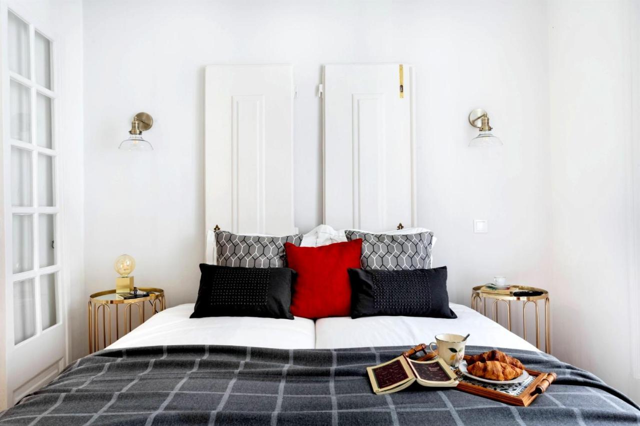 Lel Madalena Guesthouse Lisbon Bagian luar foto