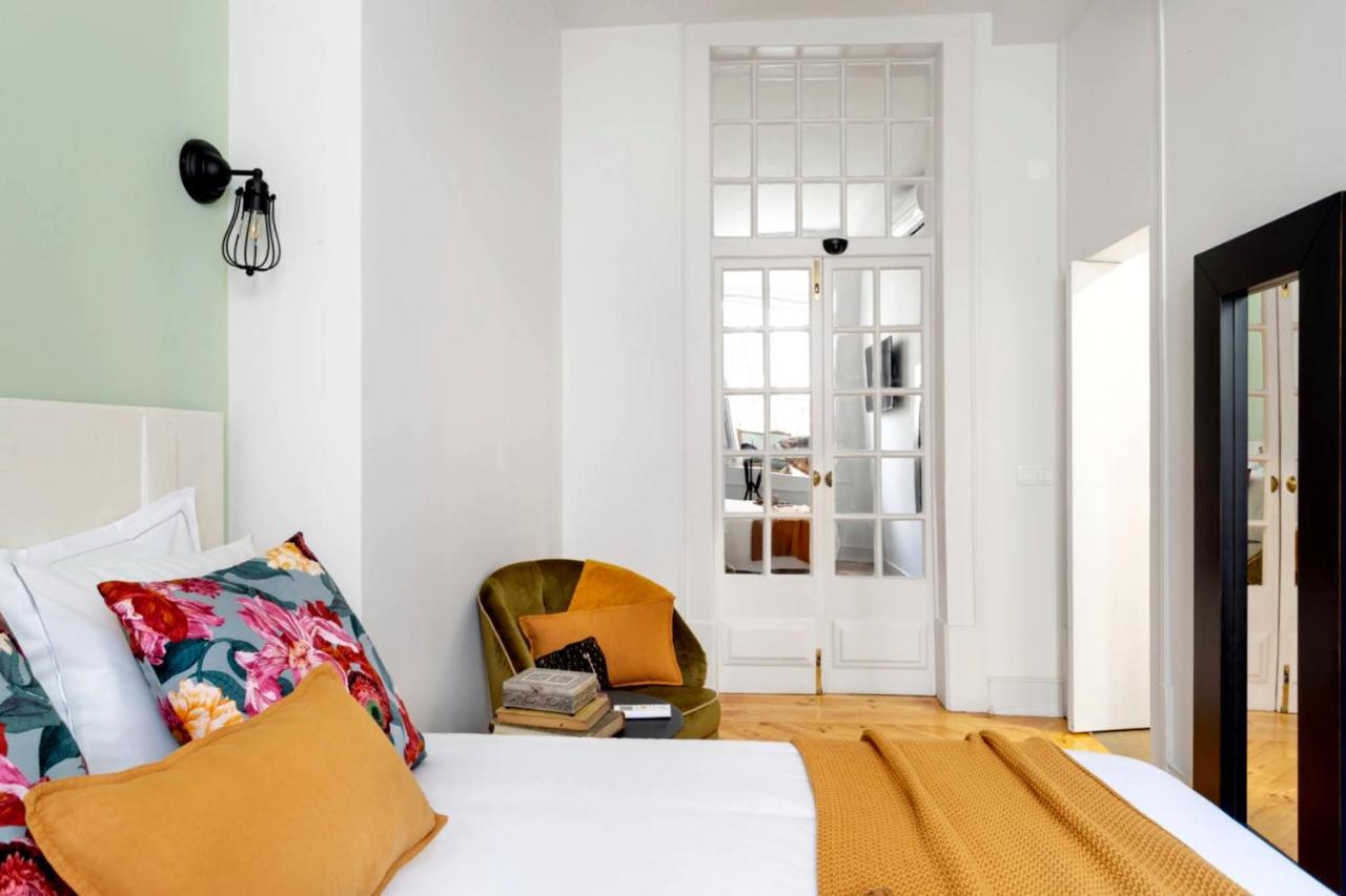 Lel Madalena Guesthouse Lisbon Bagian luar foto
