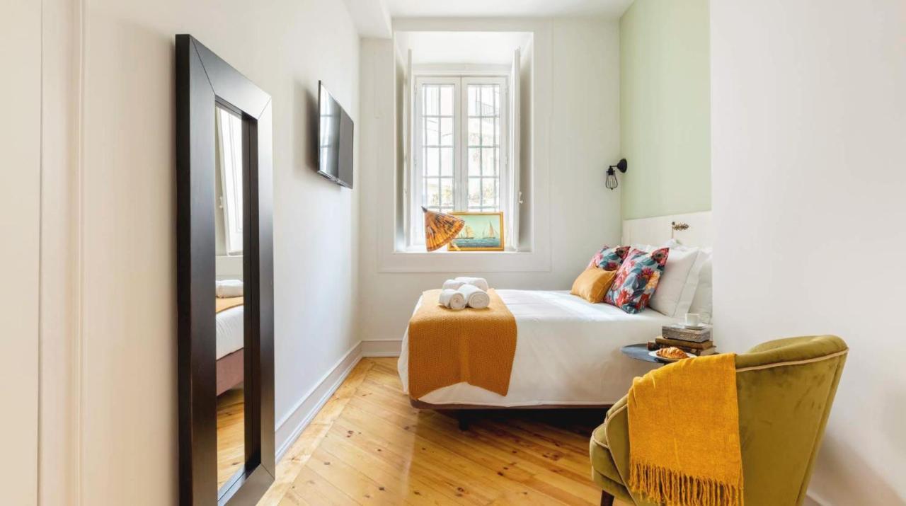Lel Madalena Guesthouse Lisbon Bagian luar foto